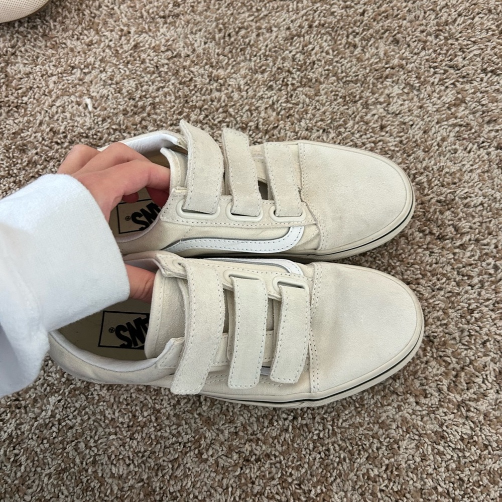 Vans Old Skool Velcro Sneakers in Off-White